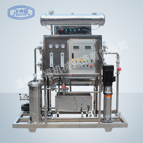 3噸小時(shí)反滲透設(shè)備（帶UV滅菌器）